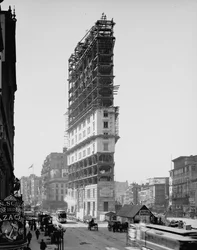 Times Building en construction, New York, N.Y., c.1903